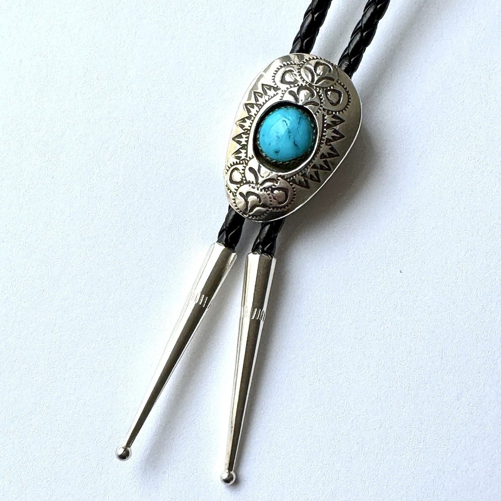 Navajo‎ Turquoise Bolo Tie Shadow Box Hand Stamped Skeets Sterling Native Amer